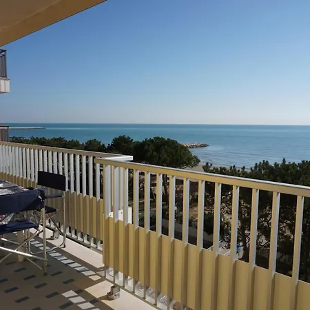 Apartment Cozy Flat With A Breathtaking Sea View