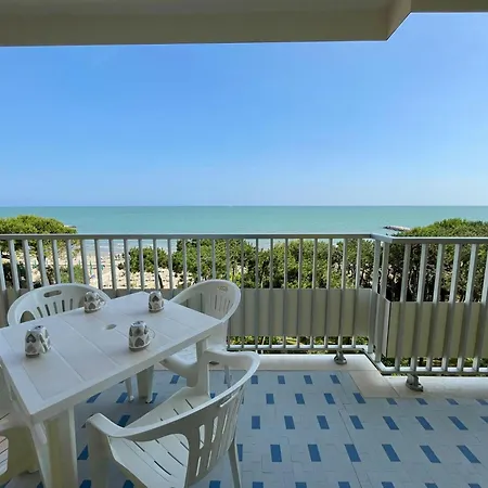 Apartamento Cozy Flat With A Breathtaking Sea View